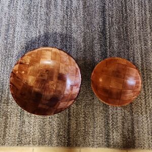 Matching wooden bowls..Great home decor!!